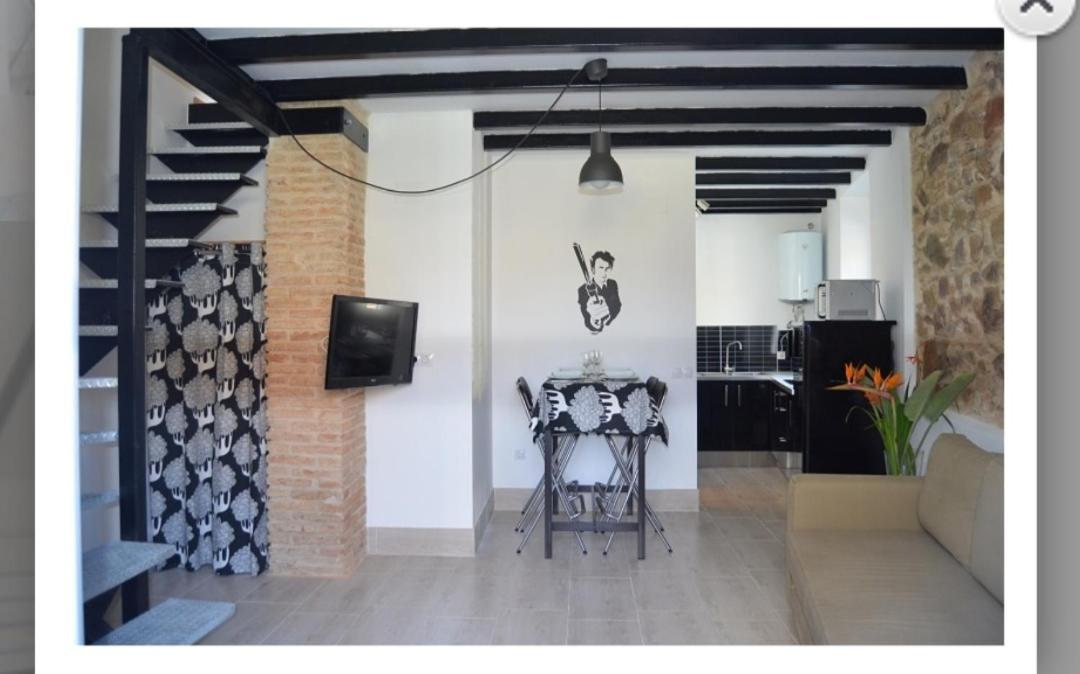 Malaga-Vacation Apartment ภายนอก รูปภาพ