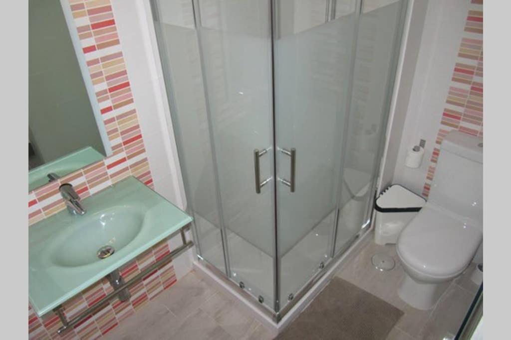 Malaga-Vacation Apartment ภายนอก รูปภาพ